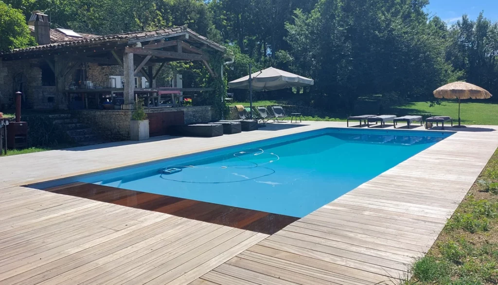 amenagement-piscine-terrasse-bois-padouk amenagement-piscine-terrasse-bois-padouk