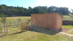 cabane-abri-jardin-poulailler