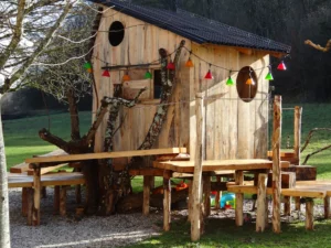 cabane-enfants-jeux
