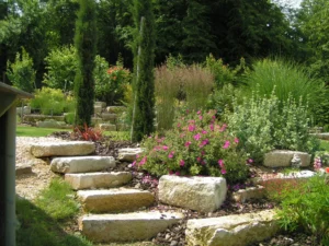 escalier-marche-pierre-enrochement
