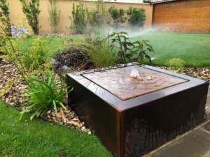 fontaine-table-deau-acier-corten