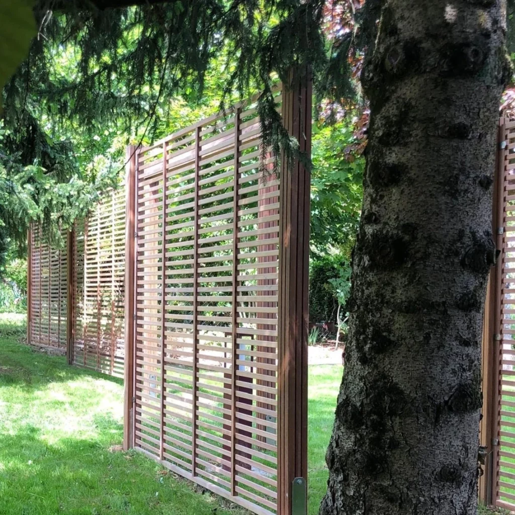 palissade-bois-exotique palissade-côté-jardin